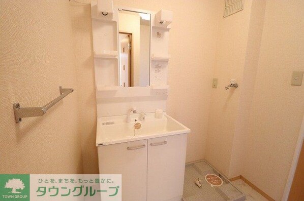 リビングタウン上野台 Dの物件内観写真